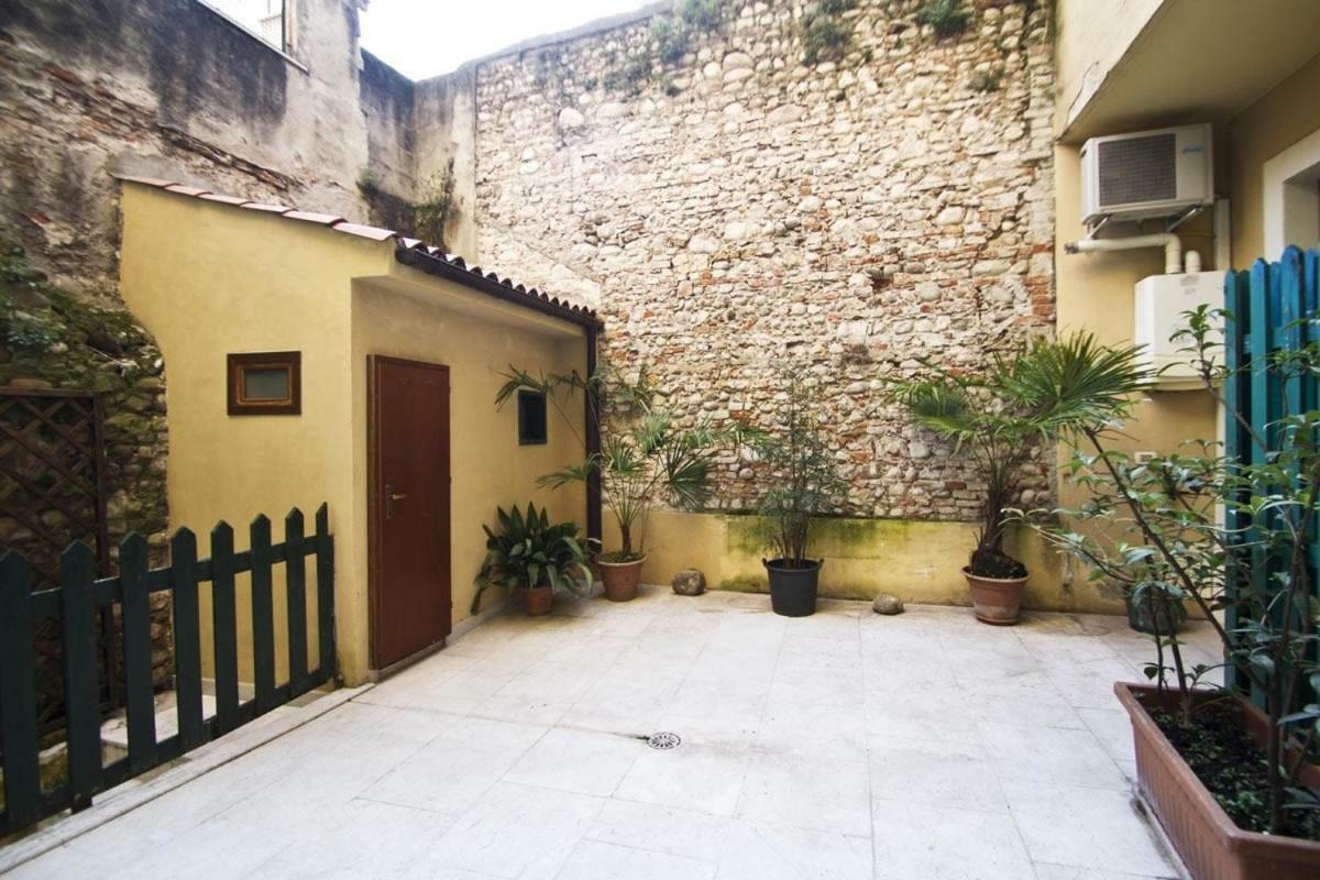Cortiletto Appartamento Verona